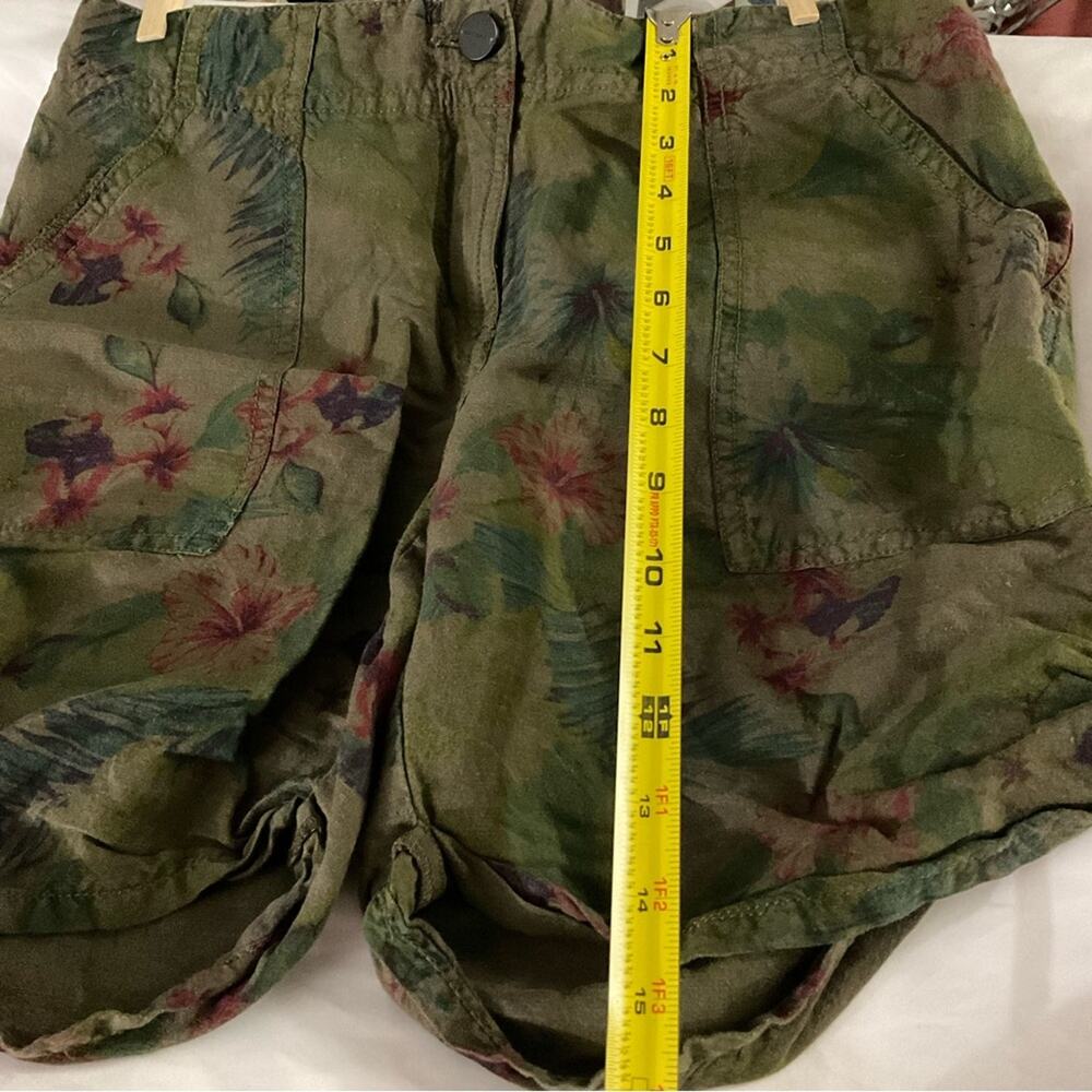 Sanctuary Olive Green Linen Floral Khaki Shorts 26 Fairycore Print Tomato Girl - Picture 7 of 8